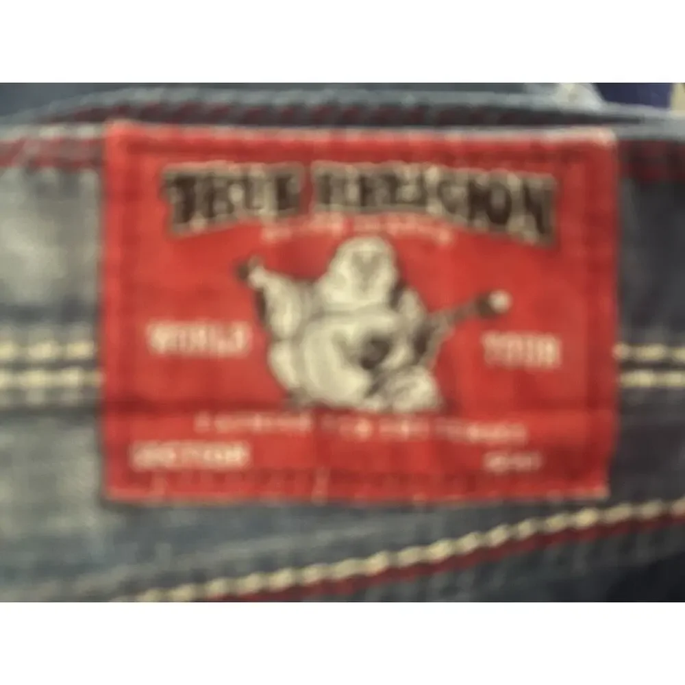 True Religion Cut Off Bermuda Denim Shorts Mens 38 Blue Red Horseshoe